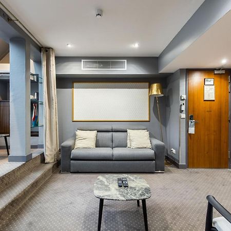Hotel Le Pera Paris Ngoại thất bức ảnh