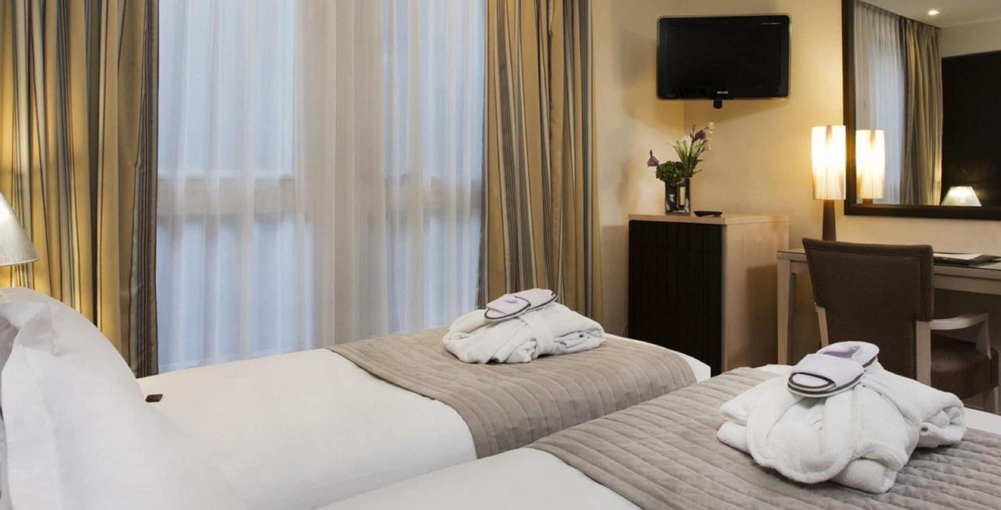 Hotel Le Pera Paris Ngoại thất bức ảnh