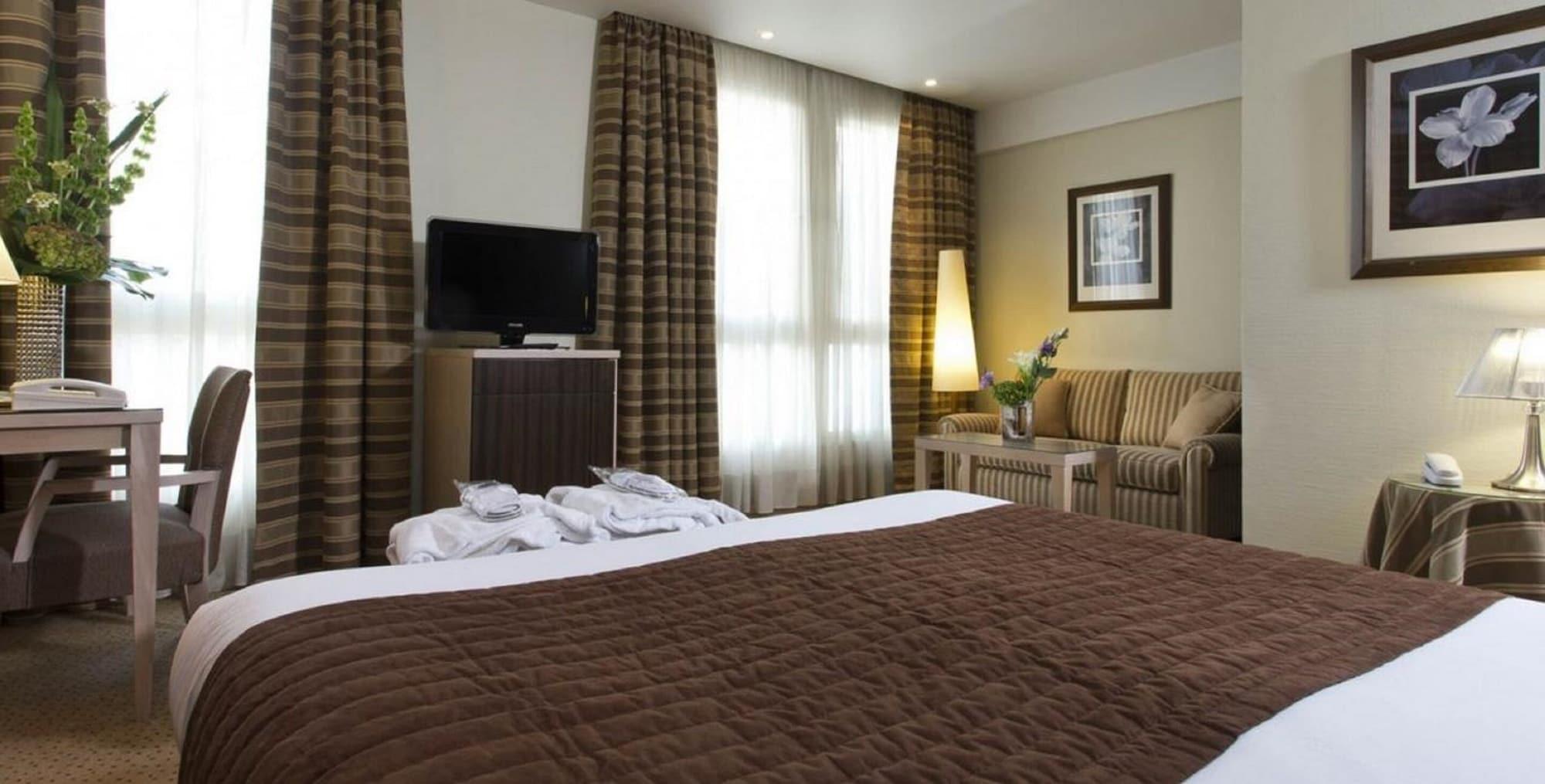 Hotel Le Pera Paris Ngoại thất bức ảnh