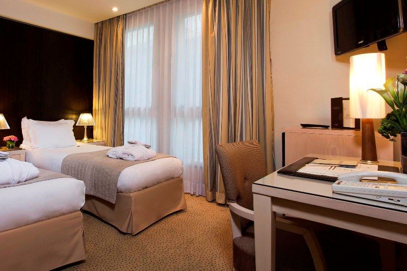 Hotel Le Pera Paris Ngoại thất bức ảnh