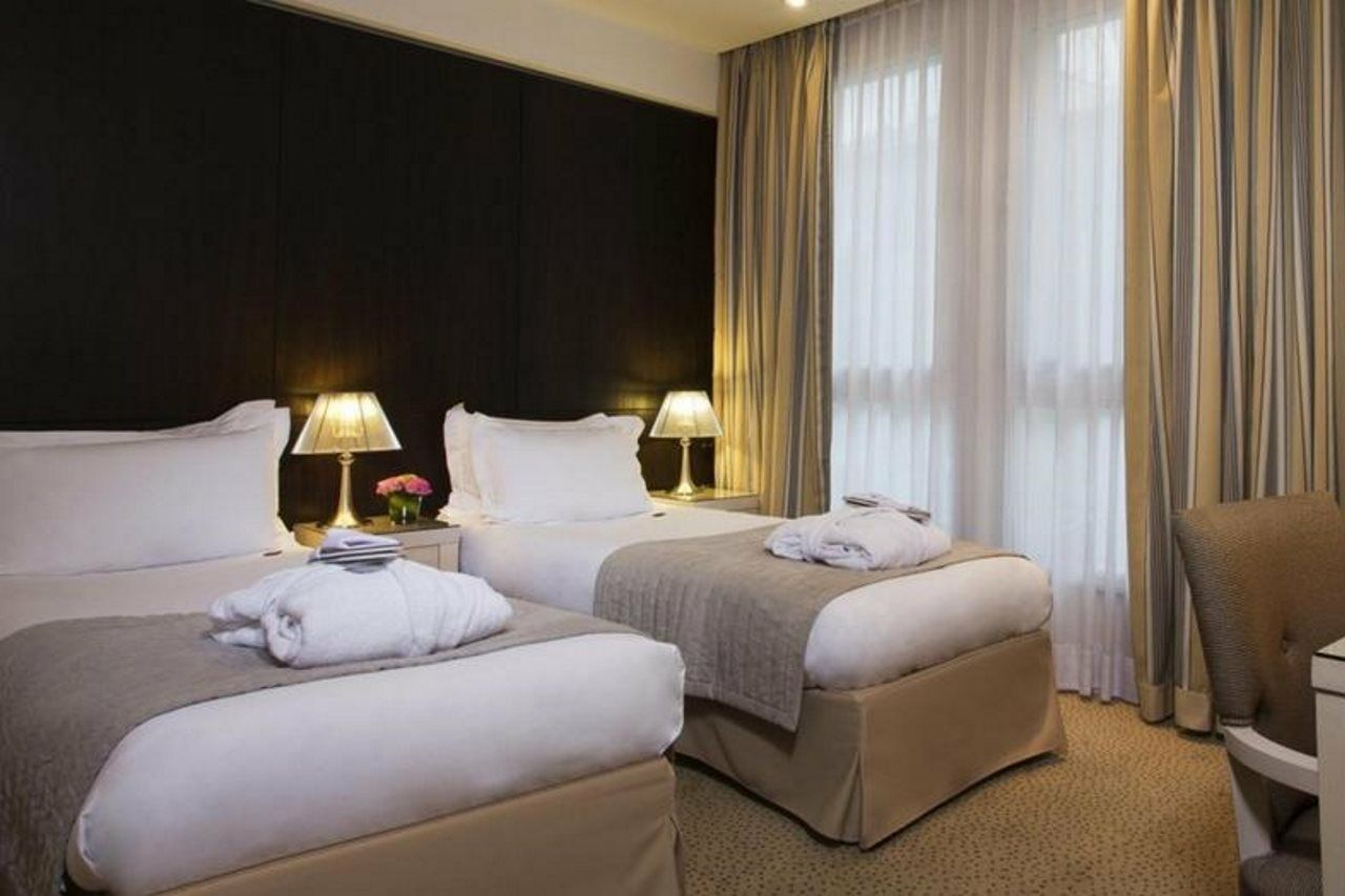 Hotel Le Pera Paris Ngoại thất bức ảnh